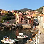 Villa La Graziosa In Wifi Parcheggio Gratuito Self Check-in Zona Guercio *